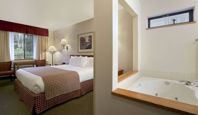 Baymont by Wyndham Seattle/Kirkland WA