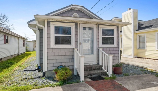 Beach Cottage With Private Home Gym 2 Blocks From The Beach