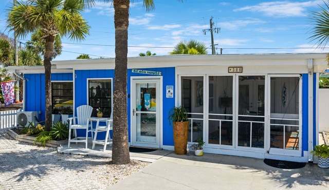 ⛱️ BEACHFRONT PRIVATE BEACH HOUSE 🚀🌴👙🚢