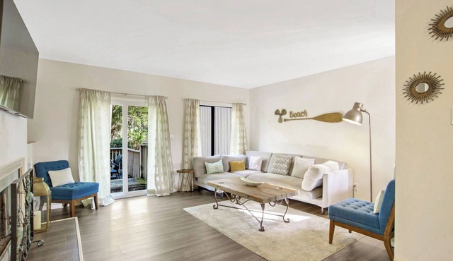 Beachwalk 125 - 3 Bedroom Renovated Townhouse