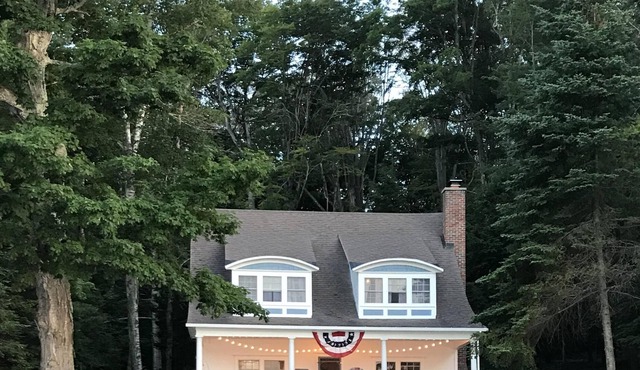 Beautiful Family Cottage on Walloon Lake