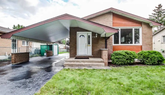 Beautiful home on mountain PROFESSIONALY CLEANED