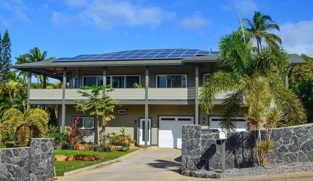 Beautiful house in the Upscale Maui Meadows neighborhood