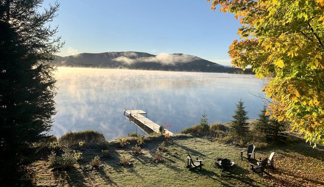 Beautiful lakefront chalet fully renovated, centrally located on quiet street