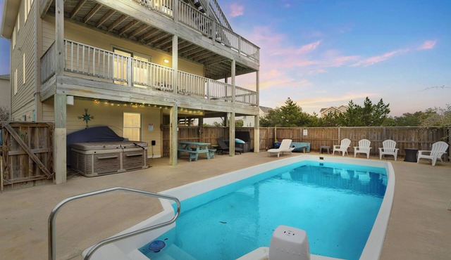 Beautiful OBX Home w. Pristine Views by RedAwning