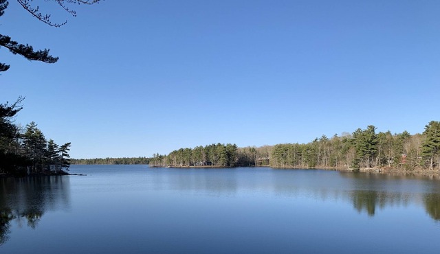 Beautiful, private Lakefront Cottage on Ponhook Lake by Bridgewater, Nova Scotia