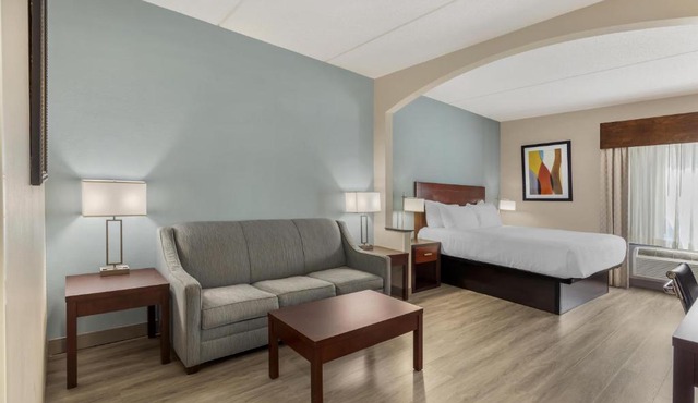 Best Western Plus Suites Greenville