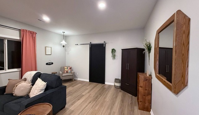 Boho Retreat 35 min to Intel Quiet + Comfy