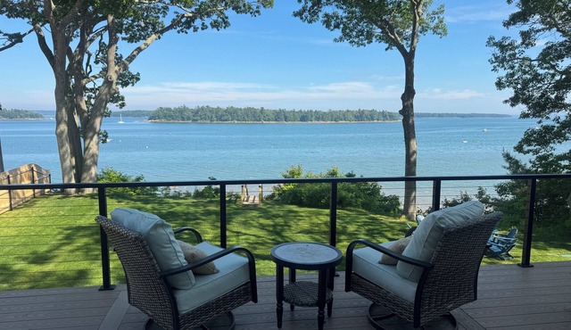 Book 4 Nights, and get the 5th Night FREE Oceanfront Luxury Retreat