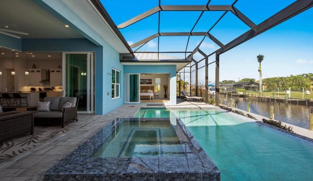 BRAND NEW! Direct Sailboat Access, Breathtaking Saltwater Pool - Villa Blue Lagoon - Roelens