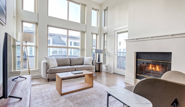 Bright Bellevue 1BR w/Courtyard & W/D, close to shopping, by Blueground