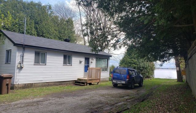 Stopover 599: Tranquility on Lake Champlain, Canada