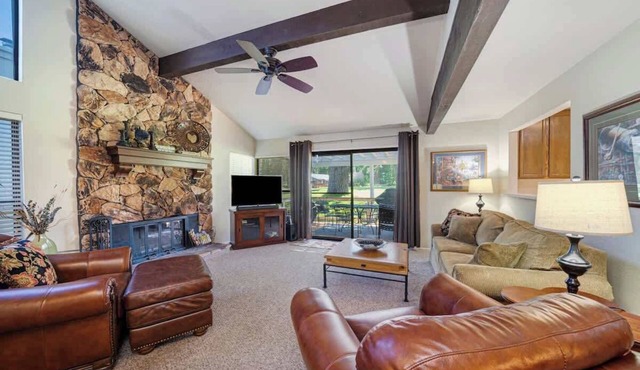 Caddyshack - 35 Aspen Circle