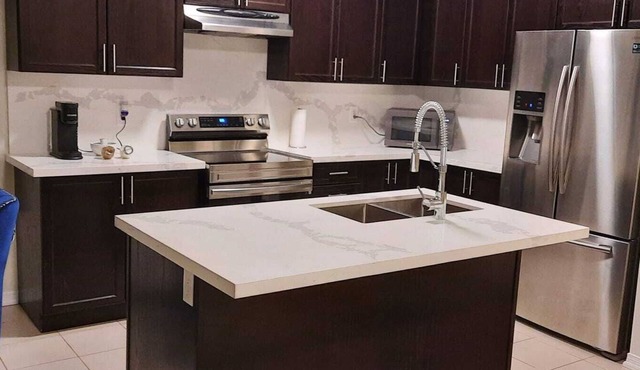 Calm and luxurious townhouse in Beamsville