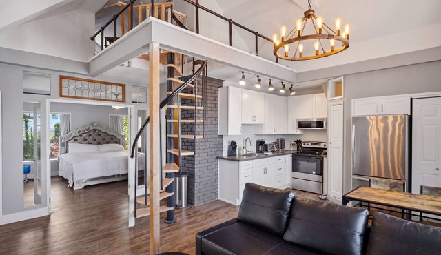 Capitol Hill Retreat - Virtual Both units