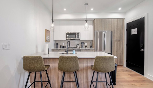 Capitol Hill Suites - Unit 9