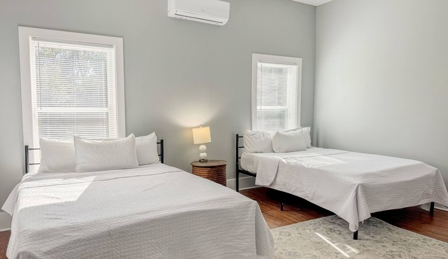 Cardinal Cottage - Sleeps 4