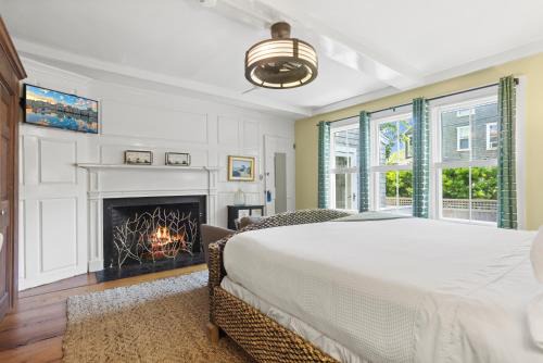 Carlisle House Inn