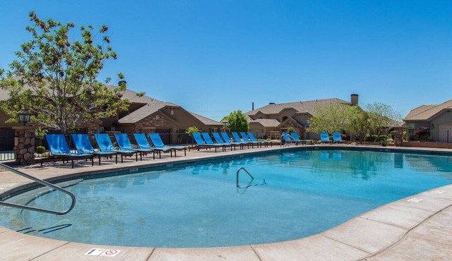 Casa Manzana - Two pools & near Zion