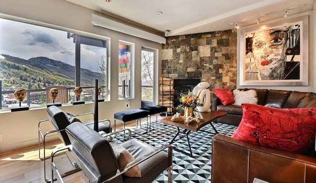 Centrally Located, Close to Ski, Main Street, Free Resort Shuttle. Perfect for Sundance!