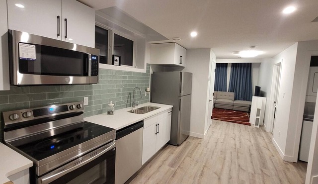 Charming 1-Bedroom Basement Suite in Spruce Grove, Alberta