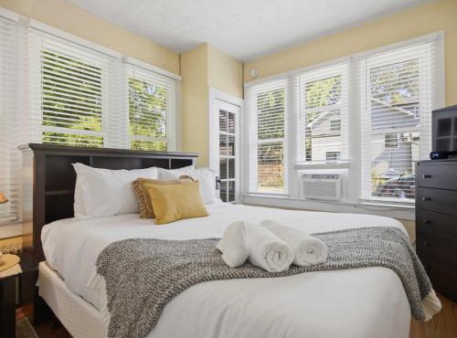 Charming Del Ray Home Near Old Town & METRO-rail