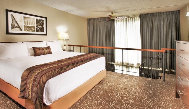 Close to Local Hospital! Seasonal Pool & Parking! Near Bellevue Square!