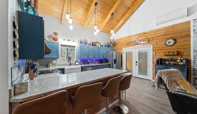 Clucking Awesome Cabin - Our Nest is Your Nest