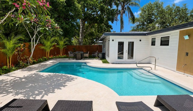 Coastal 4BR Pool Home – Close to Beach 12mins