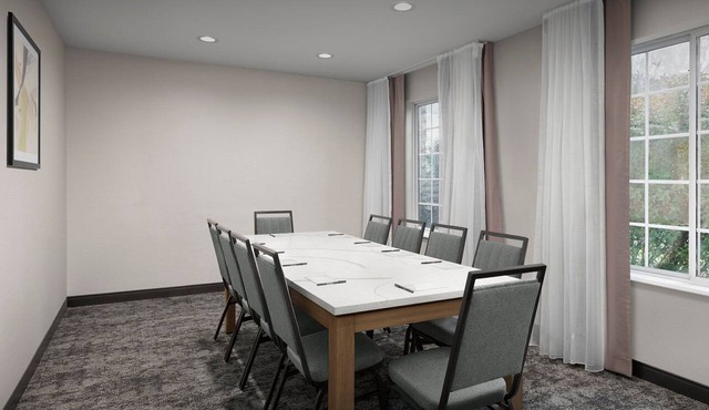 Complimentary Breakfast Buffet + Free Wi-Fi | Close to Research Triangle Park