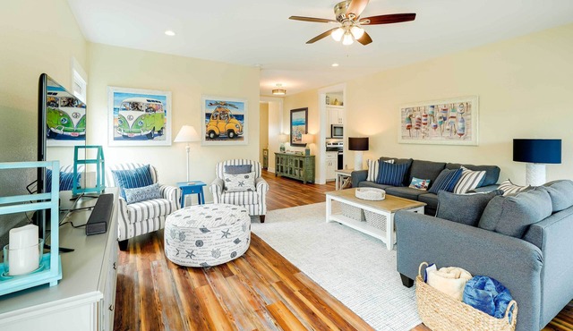 Corolla Vacation Rental w/Pool, Walk to Beach!