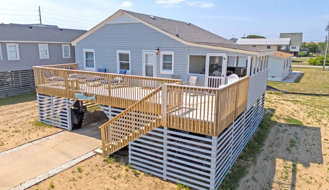 Cottage Close To Beach and abuts the Wright Brother Memorial