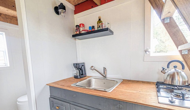 Country Retreat Tinyhouse