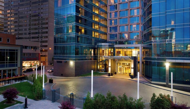 Courtyard by Marriott Montreal Downtown