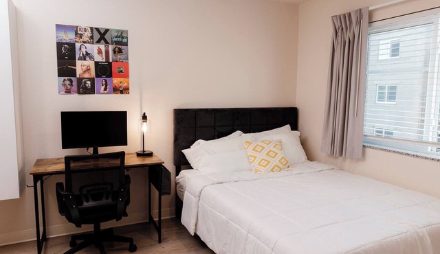 Cozy 1-bedroom Modern Apartment: Central to Raleigh, Durham, Chapel Hill