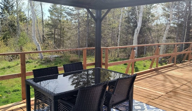 Cozy 2 bedroom 1 bath cottage in Grand Tracadie, PEI minutes away from the beach