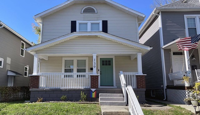 Cozy 2BR Near Ohio State - Private Yard - Parking