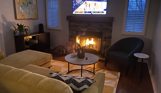 Cozy 2BR Spa Retreat Near Mohegan Sun