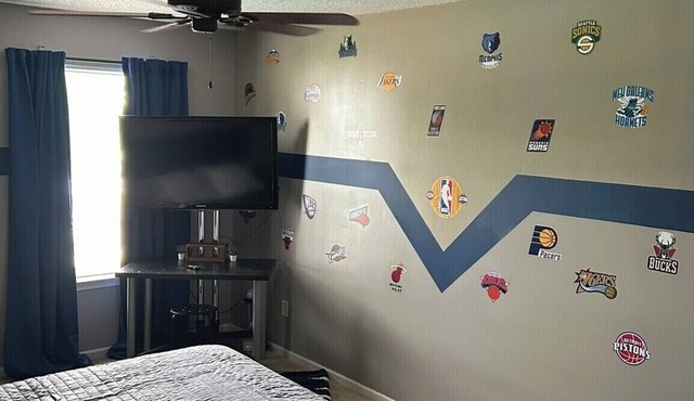 Cozy 3-bedroom house in lovely Chesapeake with WiFi, AC