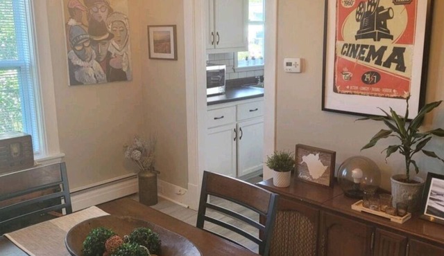 Cozy / Central / Parking / Dog Friendly