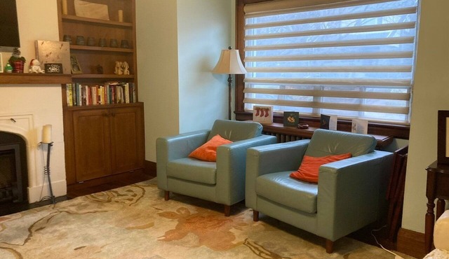 Cozy home in downtown Toronto, perfect for a sabbatical stay