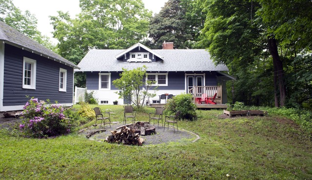 Cozy home with privacy in the heart of the Annapolis Valley