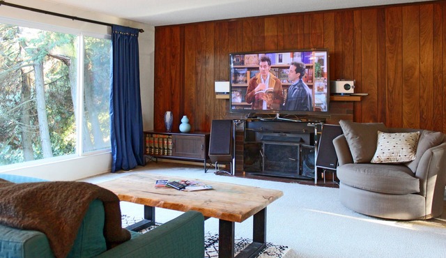 Cozy Kirkland Finn Hill Home
