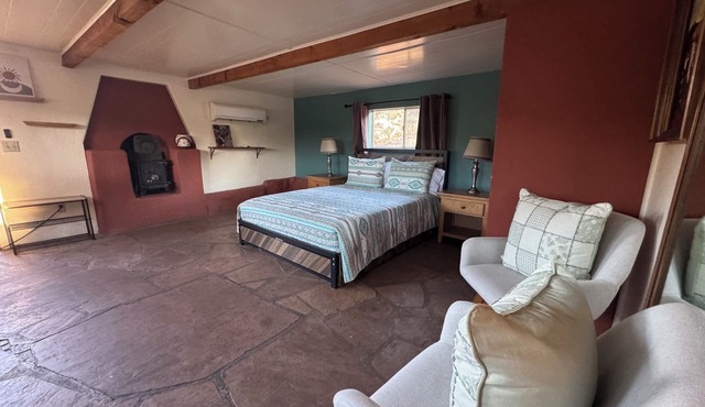 Cozy Red Rock Cottage at SaddleRock Ranch in Sedona