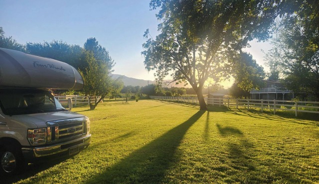 Cozy riverfront RV in the heart of wine country "Dandy @ Verde Retreat"