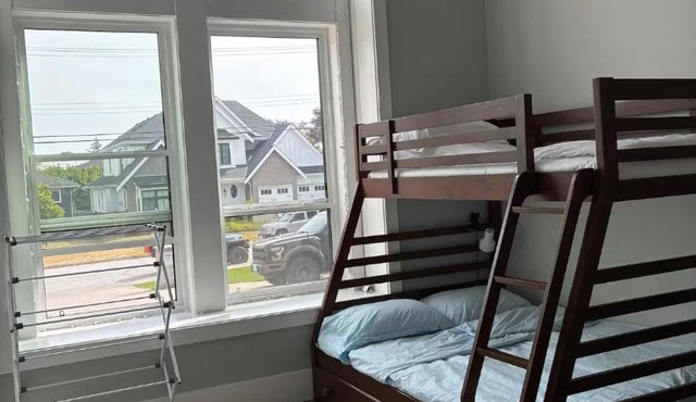 Cozy Suite near Mundy Park