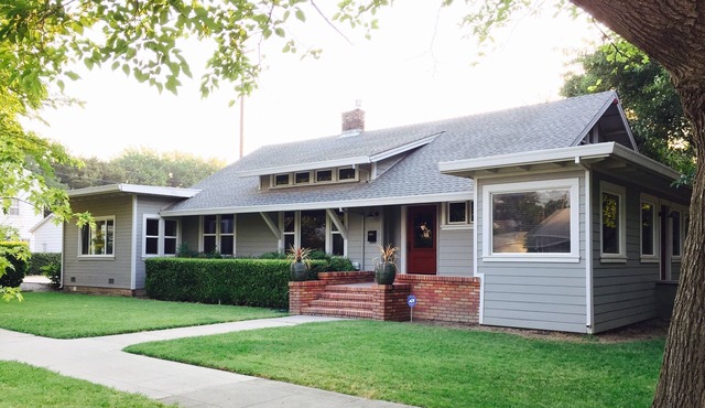 Craftsman style home built in 1909, step back in time end enjoy your stay!