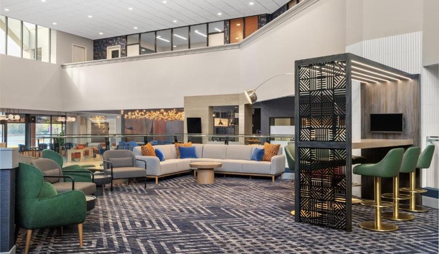 Crowne Plaza Virginia Beach Town Center by IHG