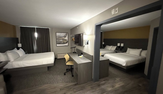 Days Inn by Wyndham Stony Plain