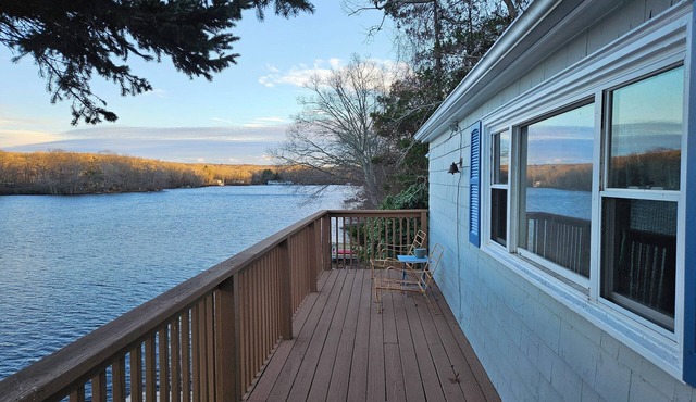 Delightful 2-bedroom house in Ledyard with WiFi access